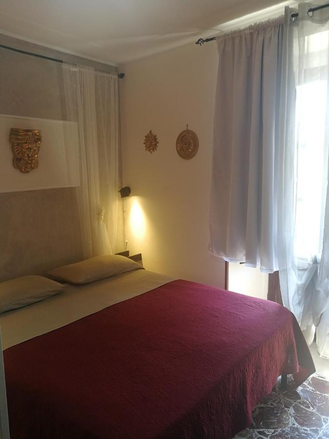 Casa Vacanze Il Girasole Калтаджироне Екстериор снимка