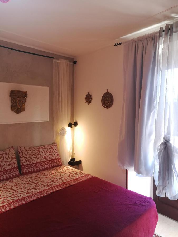 Casa Vacanze Il Girasole Калтаджироне Екстериор снимка
